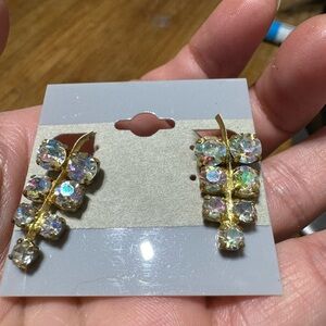 Vintage Gold Tone Rhinestone Earrings